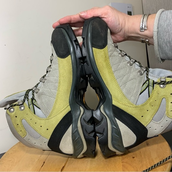 Scarpa Kailash GTX Hiking Boots Sz 40 EU W8.5/M7.5 Suede Gray Mountain Gorpcore - Picture 8 of 16